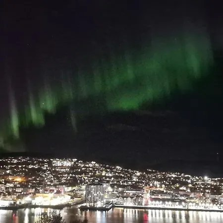 Northern Lights Apartment Harstad